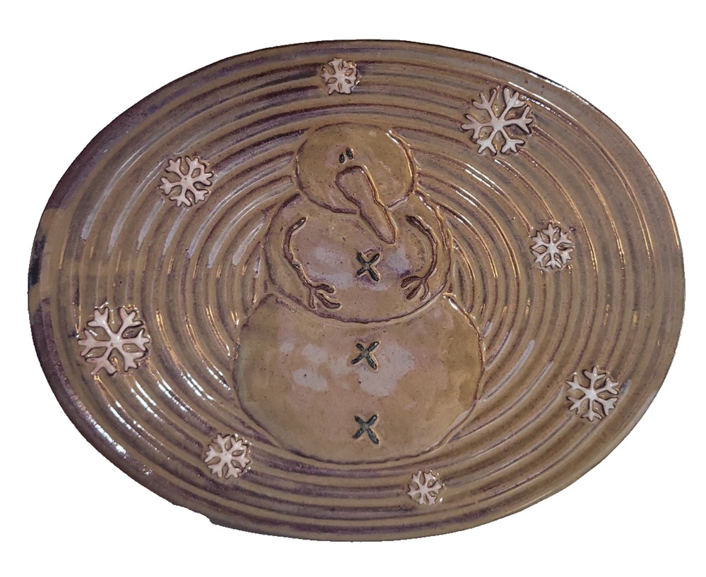 Primitive VTG Honey & Me Redware Pottery Platter Snowman Snowflake Tan Glaze 11"